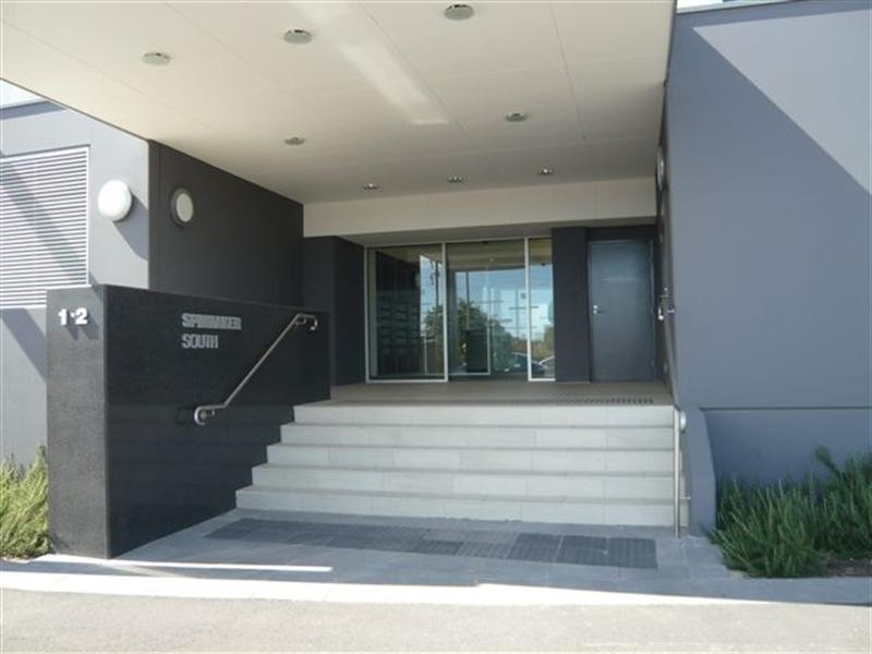 1-2 Tarni Court, New Port SA 5015