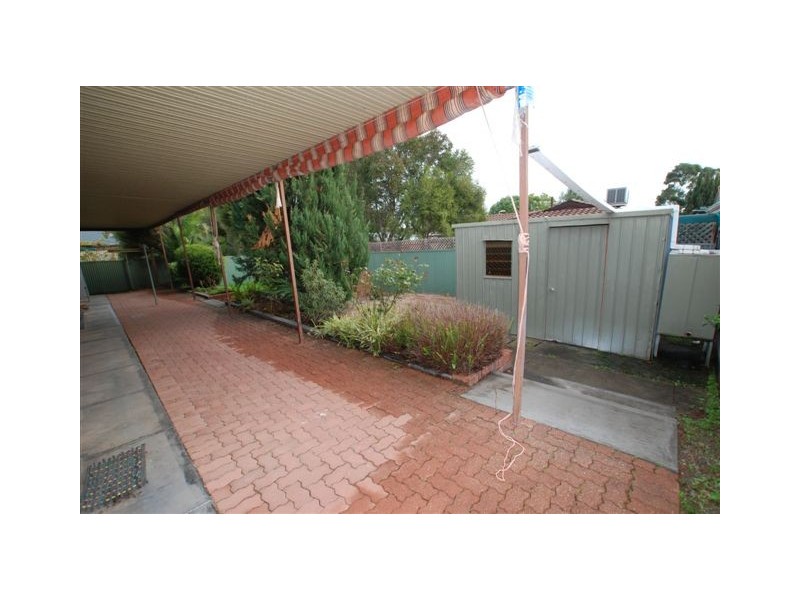 12 Chifley Avenue, Hope Valley SA 5090