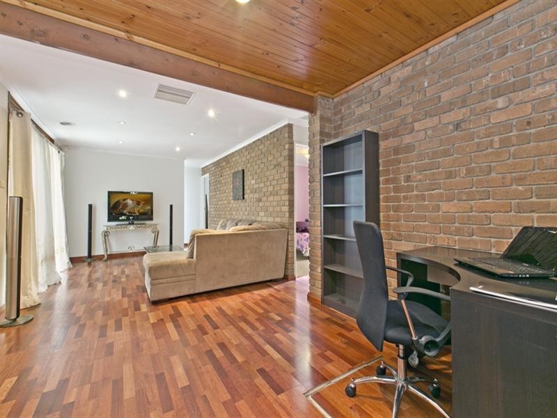 22 Baudin Avenue, Fairview Park SA 5126