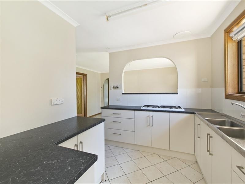 40 Hinkler Crescent, Modbury Heights SA 5092