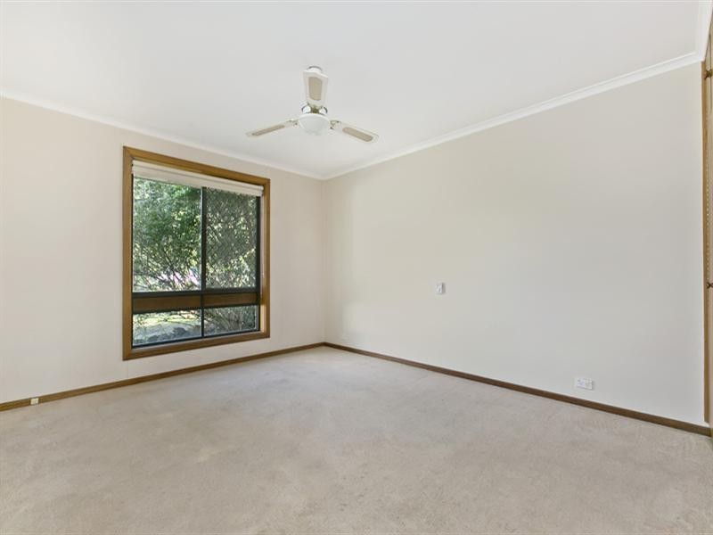 40 Hinkler Crescent, Modbury Heights SA 5092