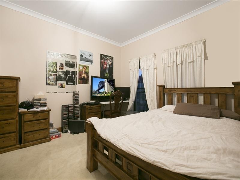 8 Huntingdale Court, Greenwith SA 5125