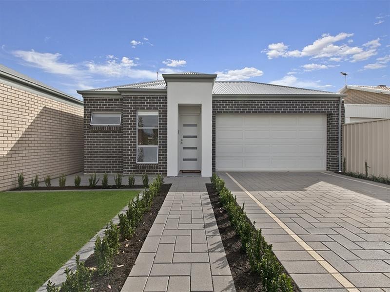 1a Dumfries Avenue, Northfield SA 5085