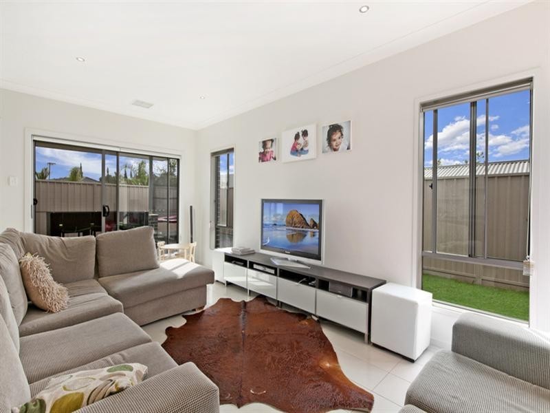 1a Dumfries Avenue, Northfield SA 5085