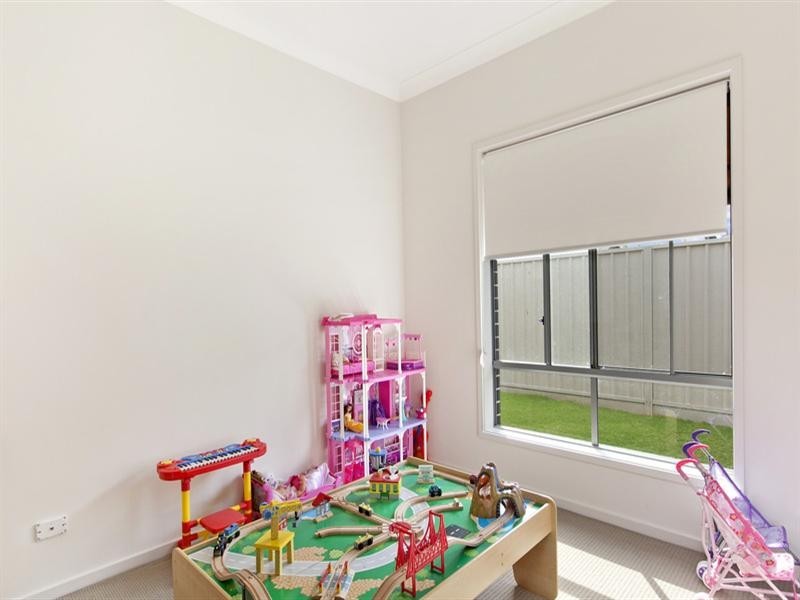 1a Dumfries Avenue, Northfield SA 5085