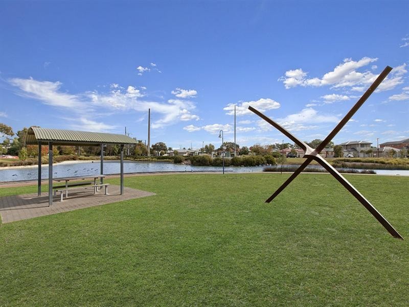 1a Dumfries Avenue, Northfield SA 5085