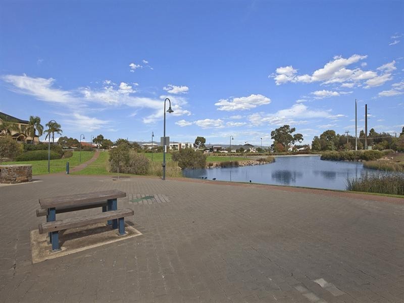 1a Dumfries Avenue, Northfield SA 5085