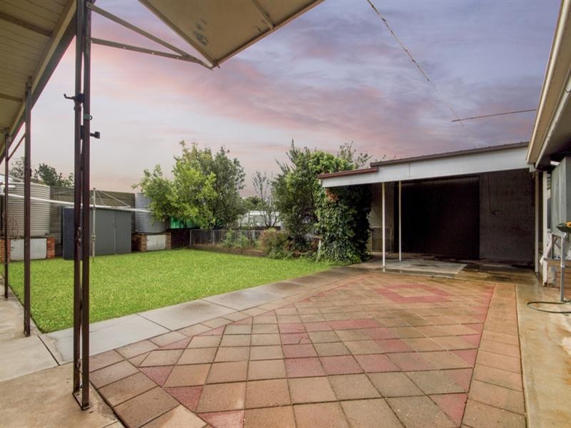 4 Norton Street, Northfield SA 5085