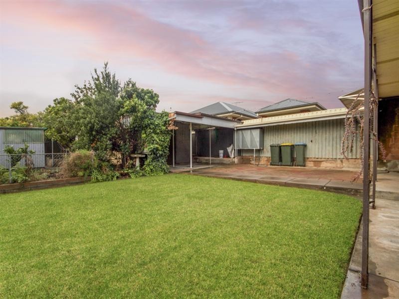 4 Norton Street, Northfield SA 5085