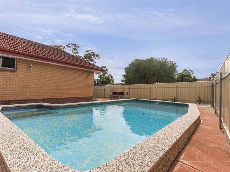 13 Bindi Street, Para Hills West SA 5096