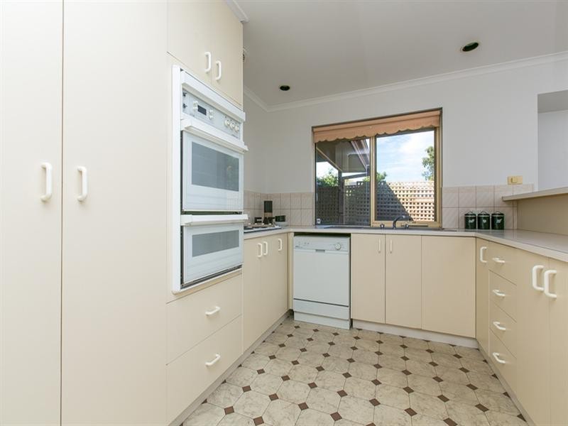 12/10-11 Hopelands Court, Wynn Vale SA 5127