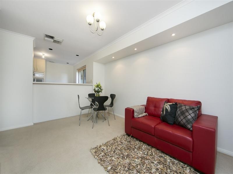 12/10-11 Hopelands Court, Wynn Vale SA 5127