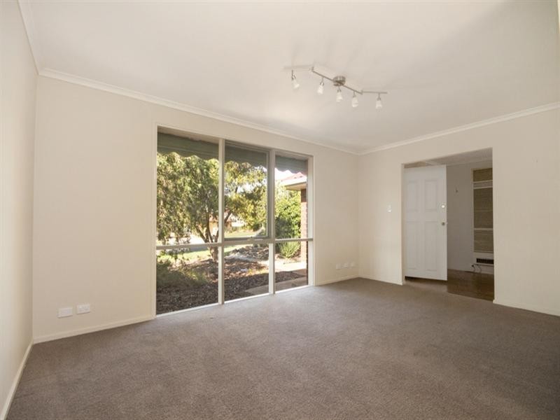 8 Magpie Street, Modbury Heights SA 5092