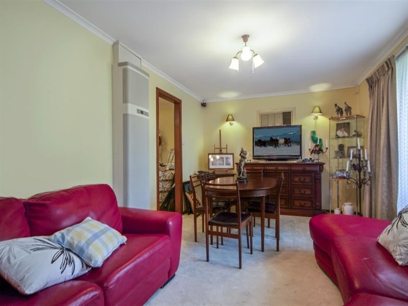 8 Pearl Court, Hope Valley SA 5090