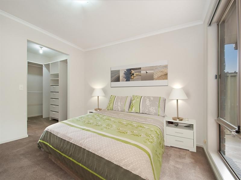 30 Hedgerow Drive, Gulfview Heights SA 5096