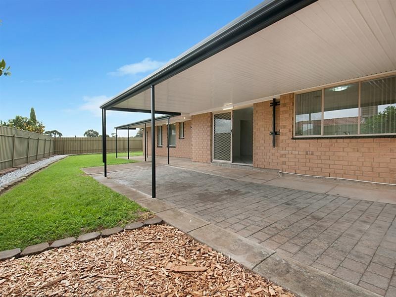30 Hedgerow Drive, Gulfview Heights SA 5096