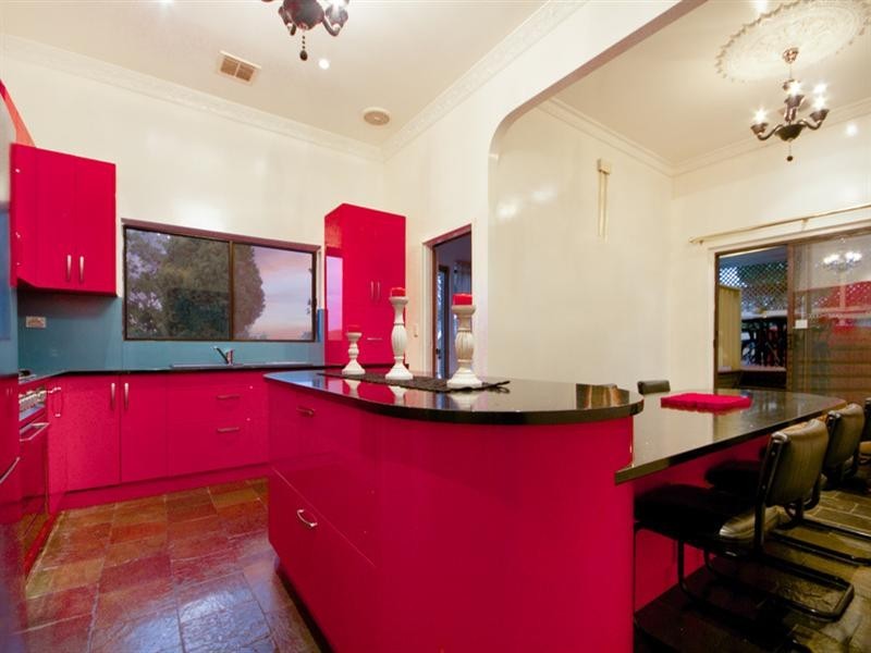 39 Landal Boulevard, Redwood Park SA 5097