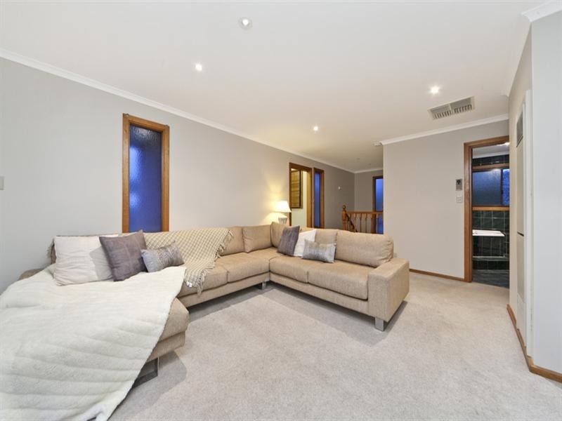 4 Pangari Drive, Fairview Park SA 5126