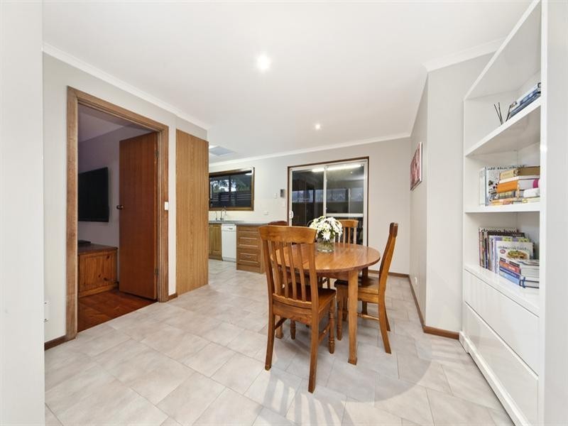 4 Pangari Drive, Fairview Park SA 5126
