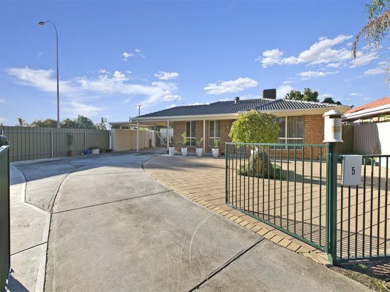 5 Cruise Court, Paralowie SA 5108
