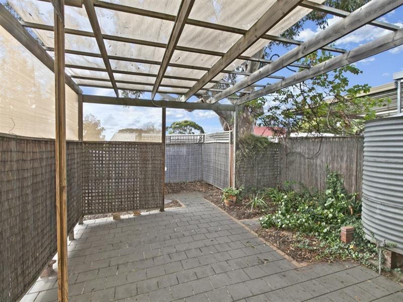 12 Walton Avenue, Clearview SA 5085