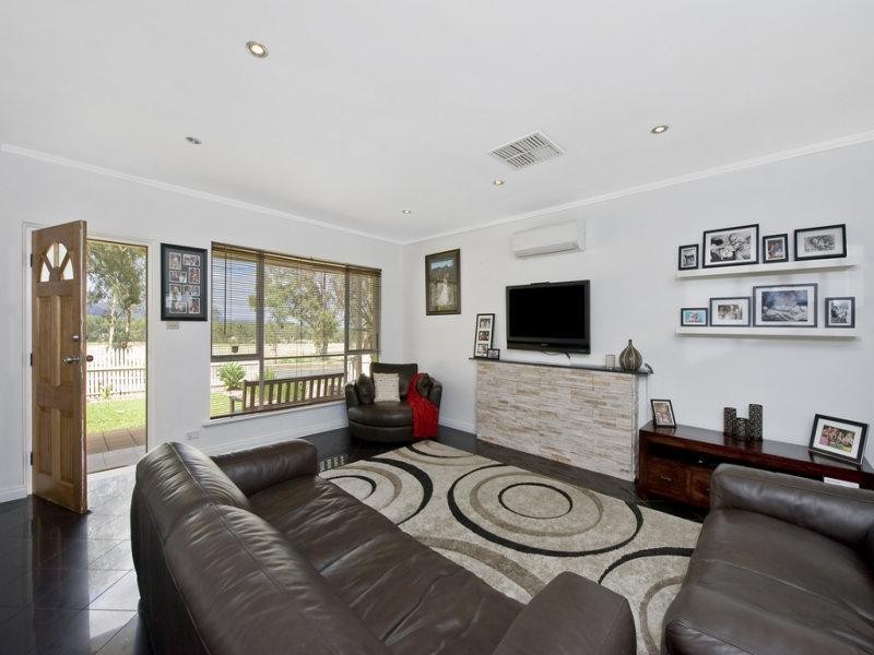 26 Whiting Road, St Agnes SA 5097