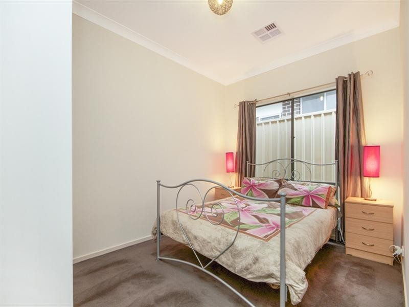 8 Lambert Avenue, Holden Hill SA 5088
