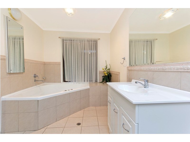 7 Castle Hill Place, Golden Grove SA 5125