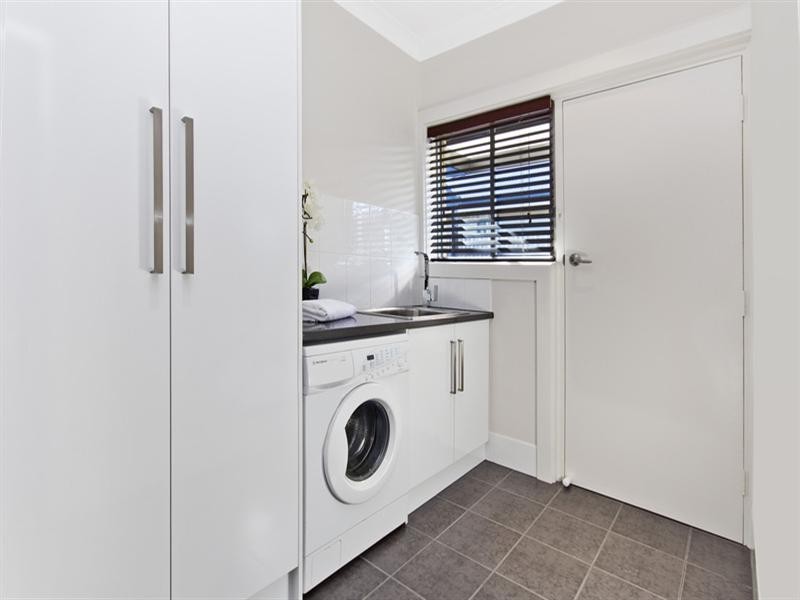 27 Waikerie Avenue, Hope Valley SA 5090