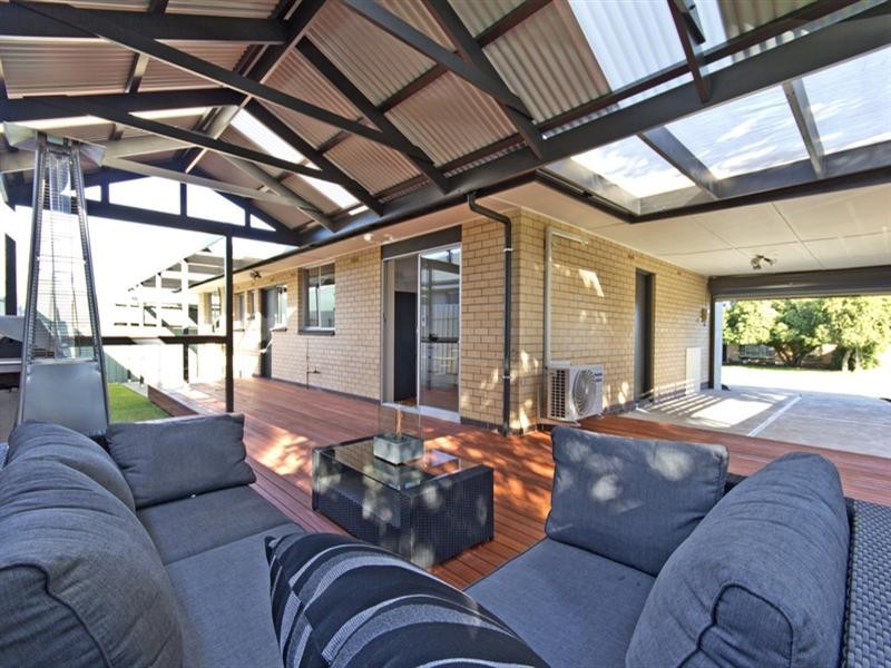 27 Waikerie Avenue, Hope Valley SA 5090