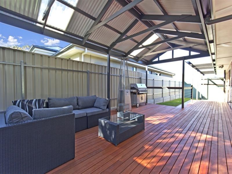 27 Waikerie Avenue, Hope Valley SA 5090