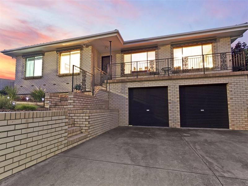10 Klopper Street, Redwood Park SA 5097