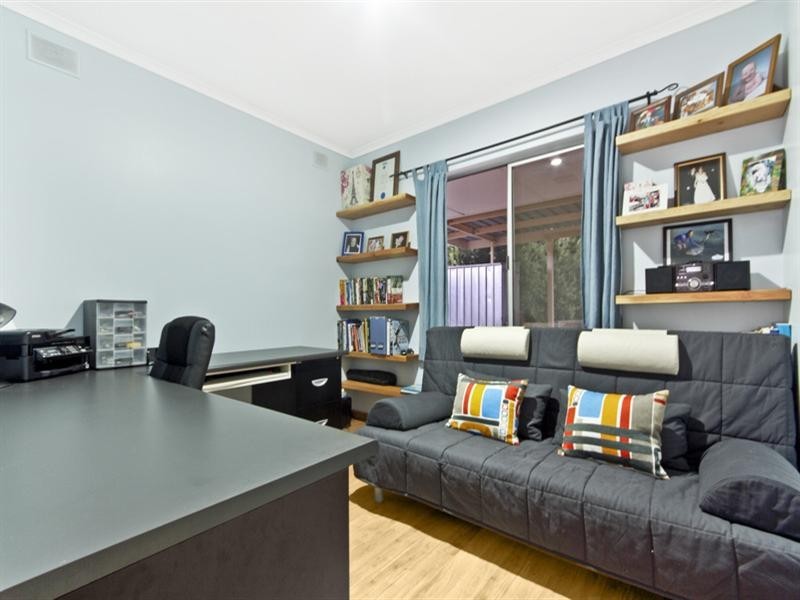 10 Klopper Street, Redwood Park SA 5097