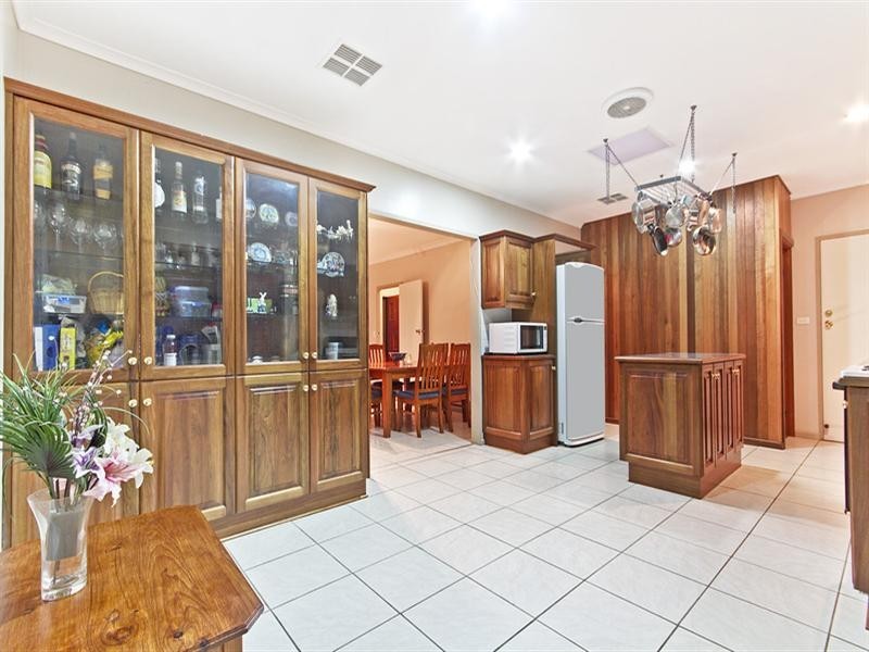 10 Klopper Street, Redwood Park SA 5097