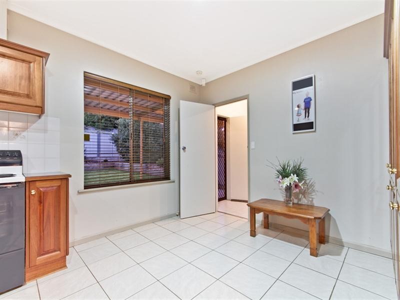 10 Klopper Street, Redwood Park SA 5097