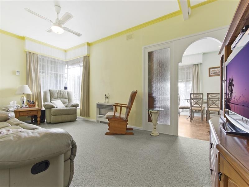 31 Padbury Road, Gilles Plains SA 5086