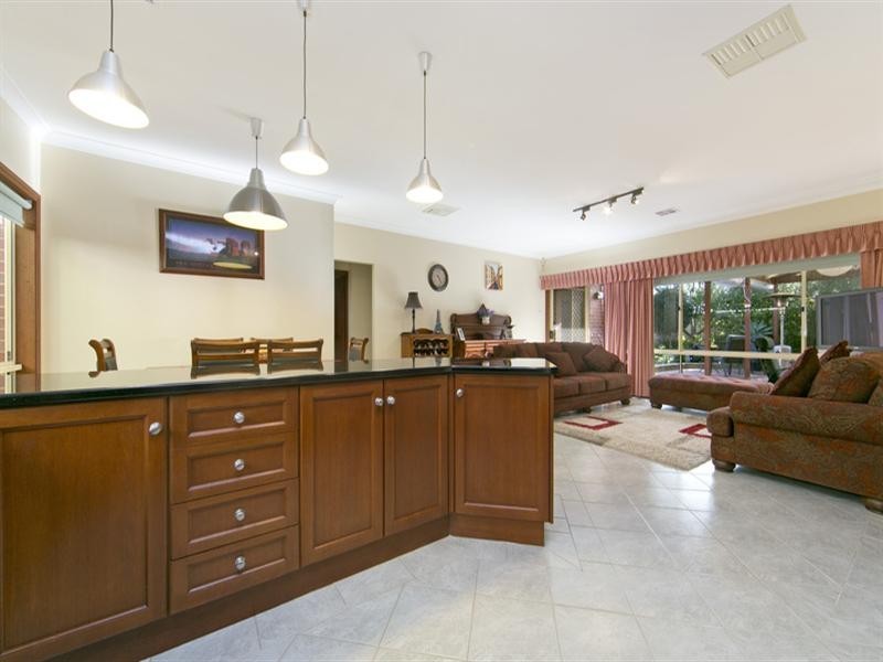 13 Baynes Court, Greenwith SA 5125