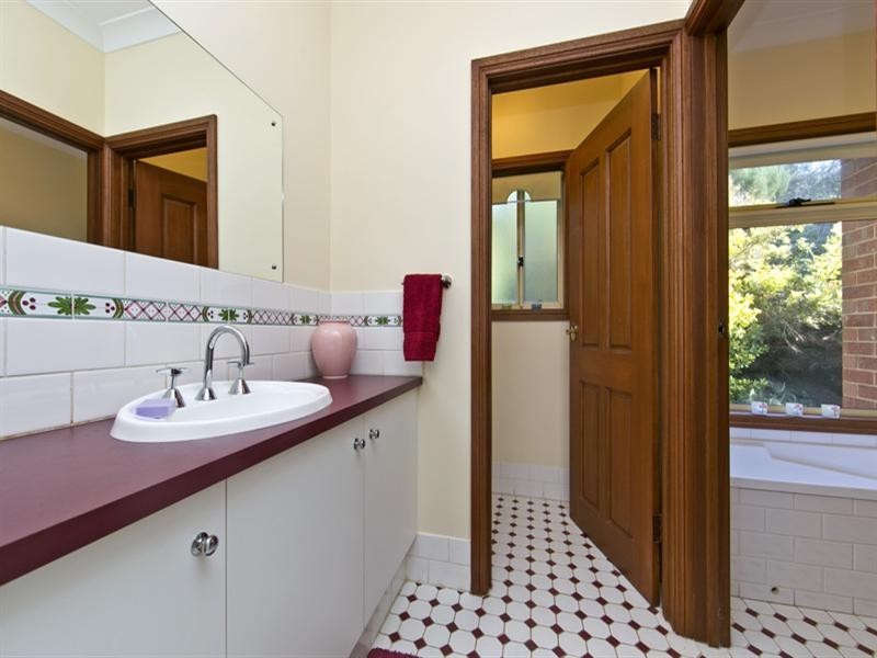 13 Baynes Court, Greenwith SA 5125