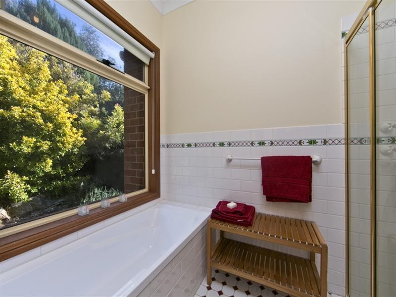 13 Baynes Court, Greenwith SA 5125