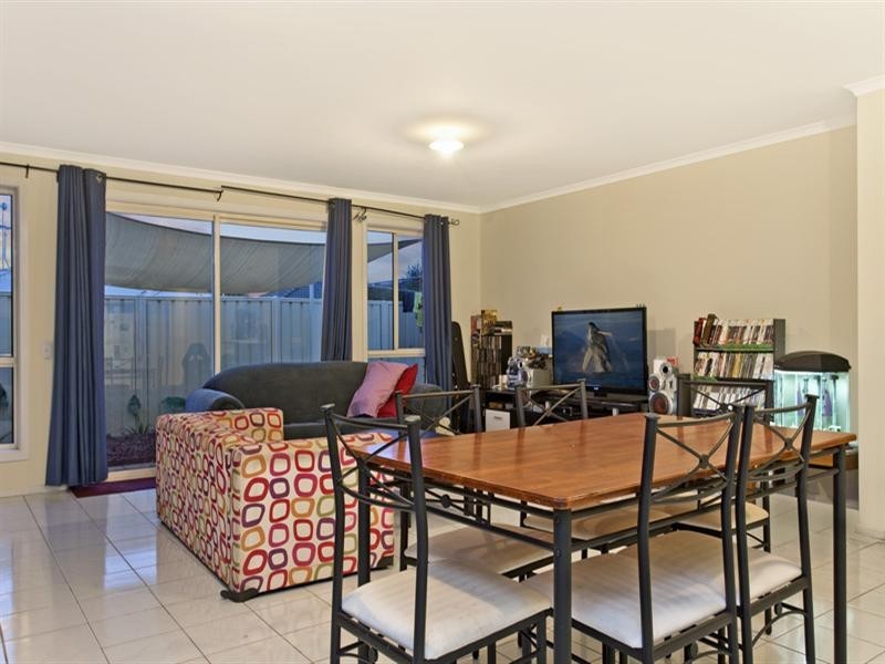 38 Castle Drive, Burton SA 5110