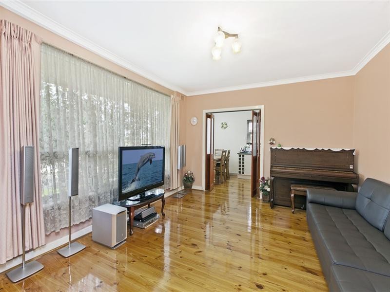 38 Knightsbridge Avenue, Valley View SA 5093