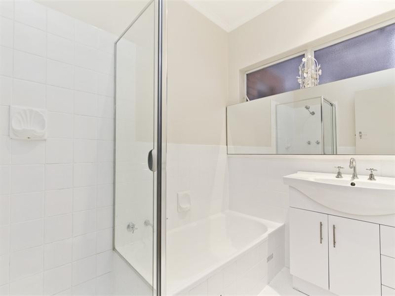 8 Sleep Road, Para Hills SA 5096