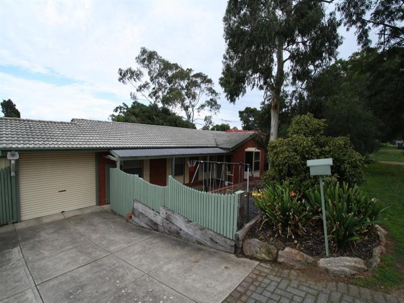 10 Grevillea Drive, Banksia Park SA 5091