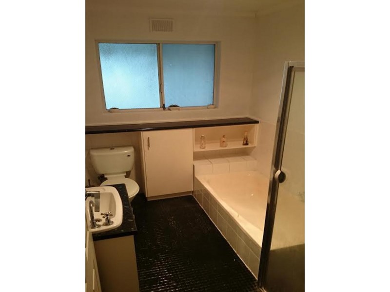 10 Grevillea Drive, Banksia Park SA 5091