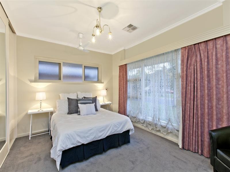 17 Karri Drive, Dernancourt SA 5075