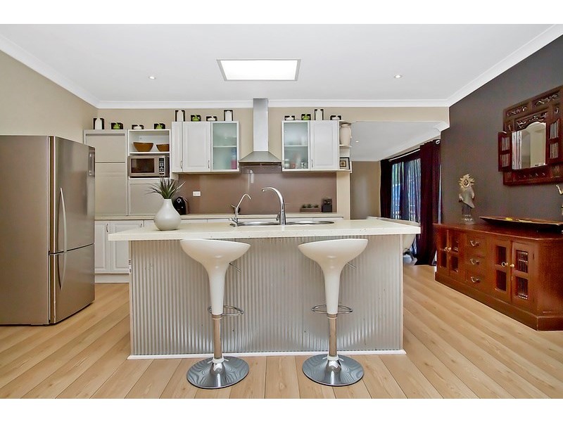 18 Maves Road, Para Hills SA 5096