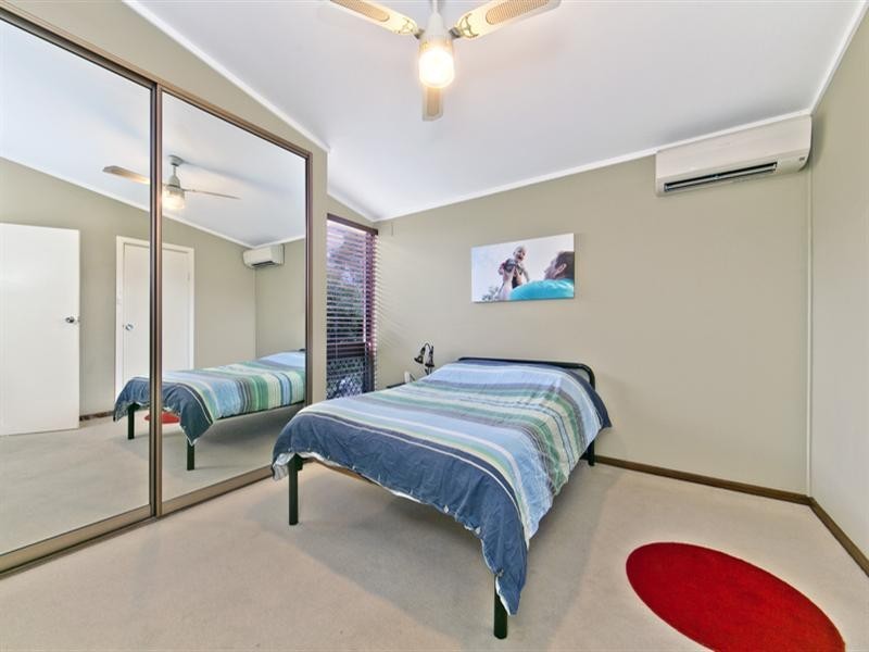 8 Anthony Road, Para Vista SA 5093