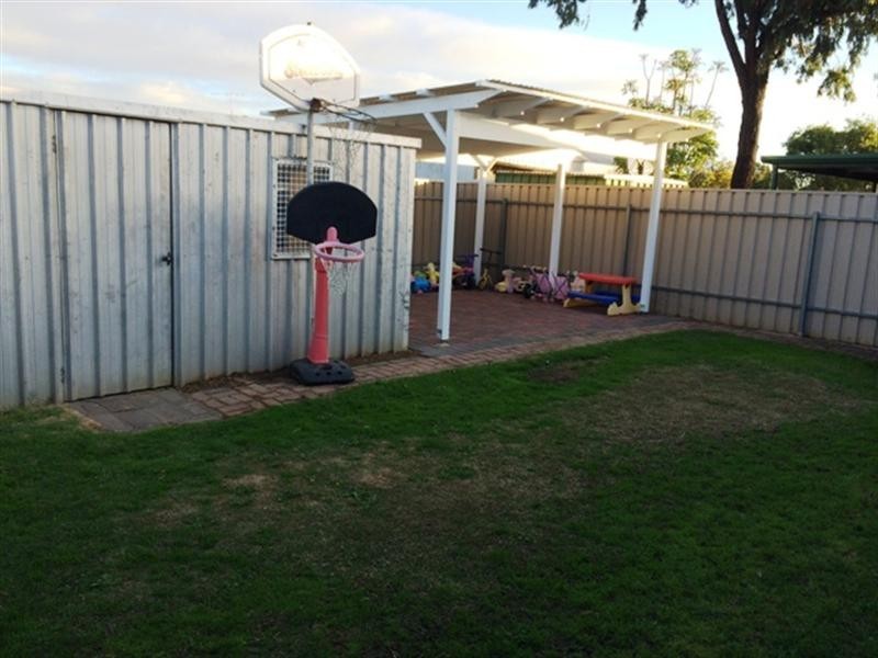 18 Burchmore Court, Blair Athol SA 5084