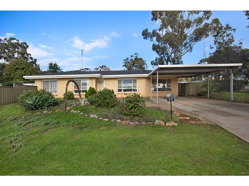 1 Kiekebusch Road, Gulfview Heights SA 5096