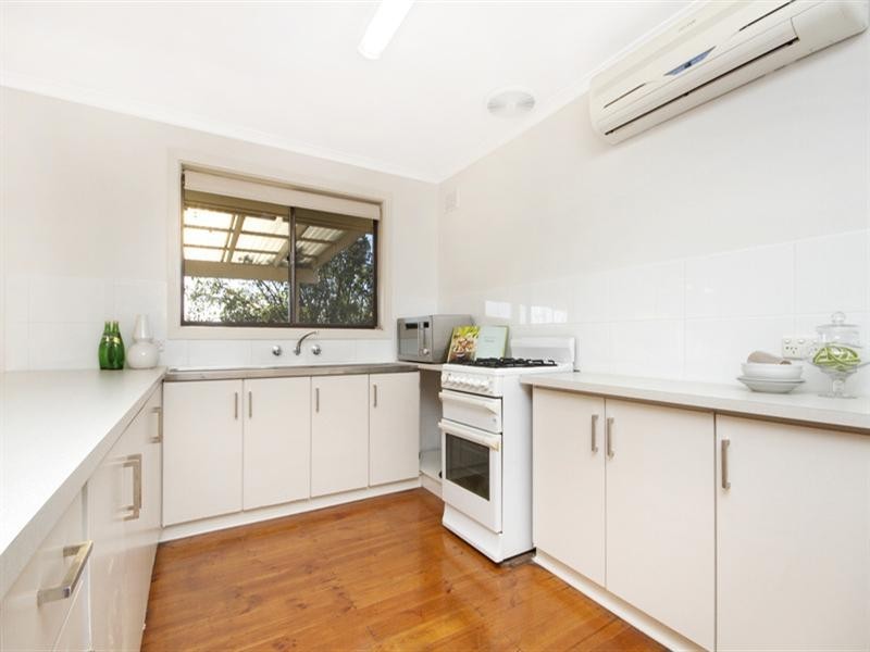 40 Telford Crescent, Modbury Heights SA 5092